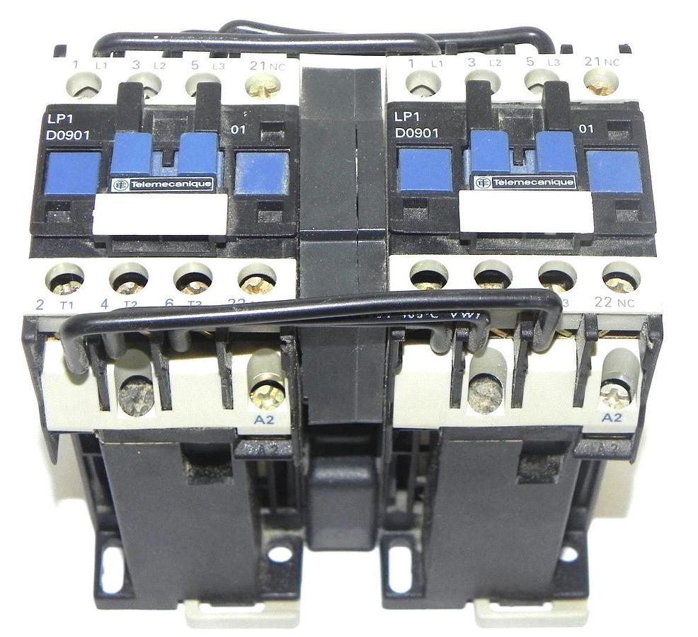 Used TELEMECANIQUE LP2D0901 REVERSING CONTACTOR