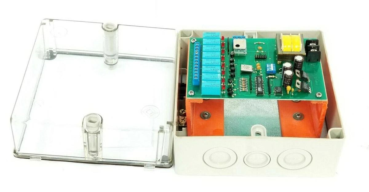 Used NEW KLOCKNER / SQUARE D CI-G ENCLOSURE W/ 110VAC INPUT CONTROL UNIT K/M.CI-G