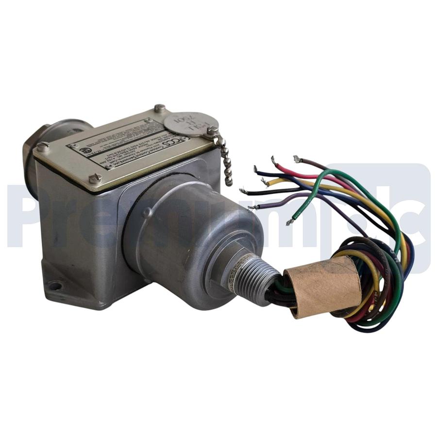 Used CCS Custom Control Sensors 646GZEM3-7011 Dual-Snap Ex Pressure Switch 45-375PSIG