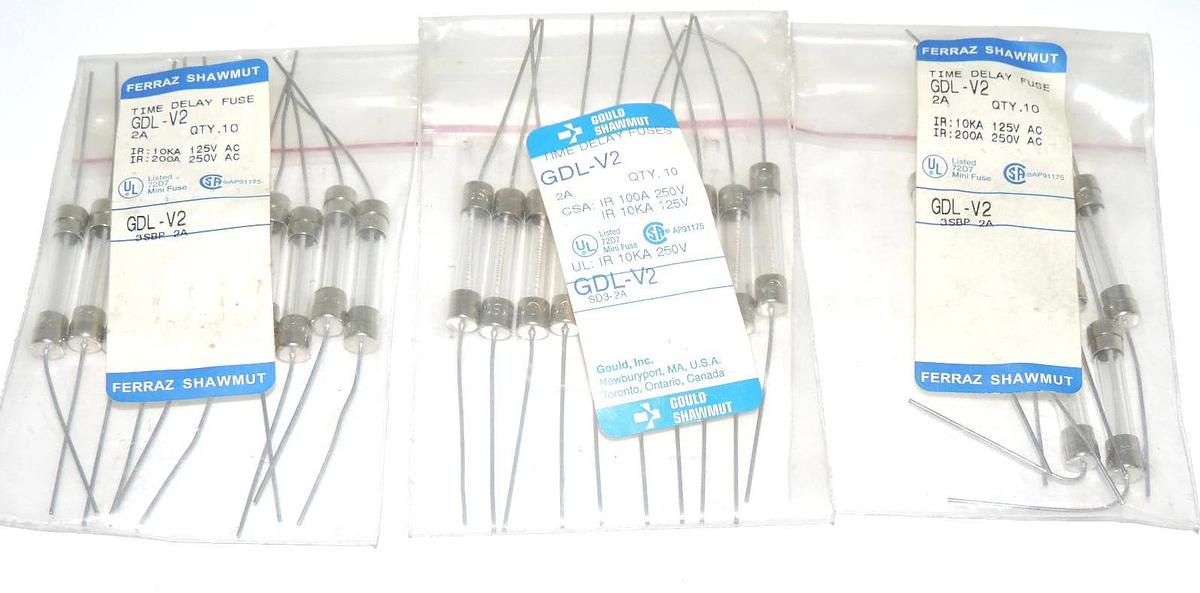 LOT OF 27 FERRAZ SHAWMUT GDL-V2 TIME DELAY FUSES 2A