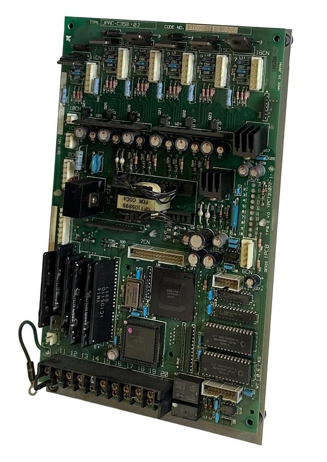 Used YASKAWA ELECTRIC JPAC-C358-02 / ETC008742-S0200 CONTROL BOARD YPCT31072-1-0
