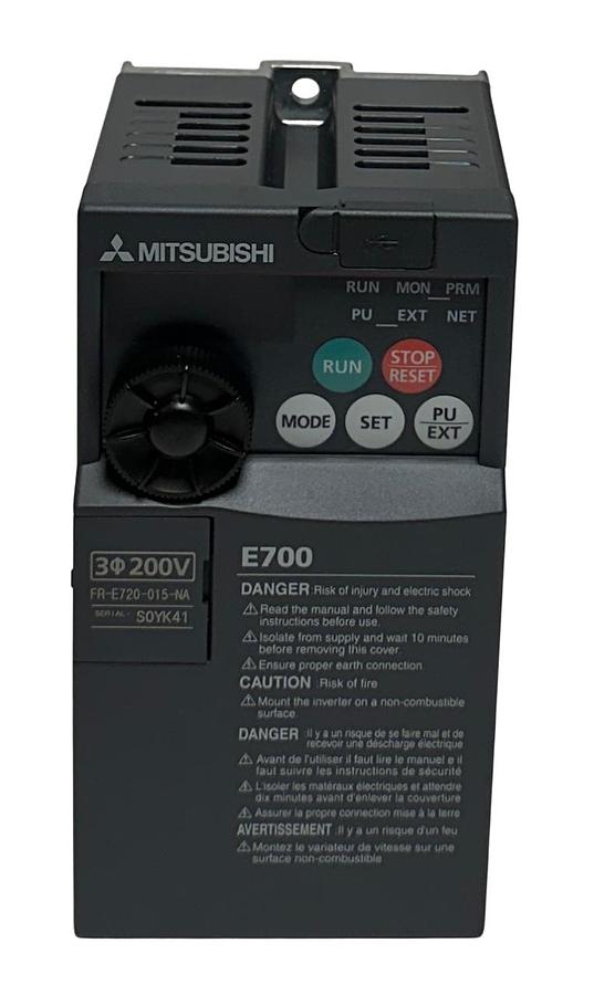 Used MITSUBISHI FR-E720-015-NA / FRE720015NA COMPACT INVERTER E700 200-240VAC NSMP