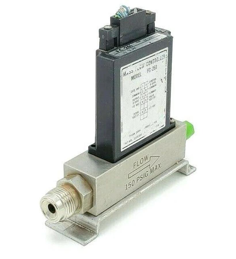 Used TYLAN FC-261 10 SLPM MASS FLOW CONTROLLER 150PSIG FC-261-10SLPM-02