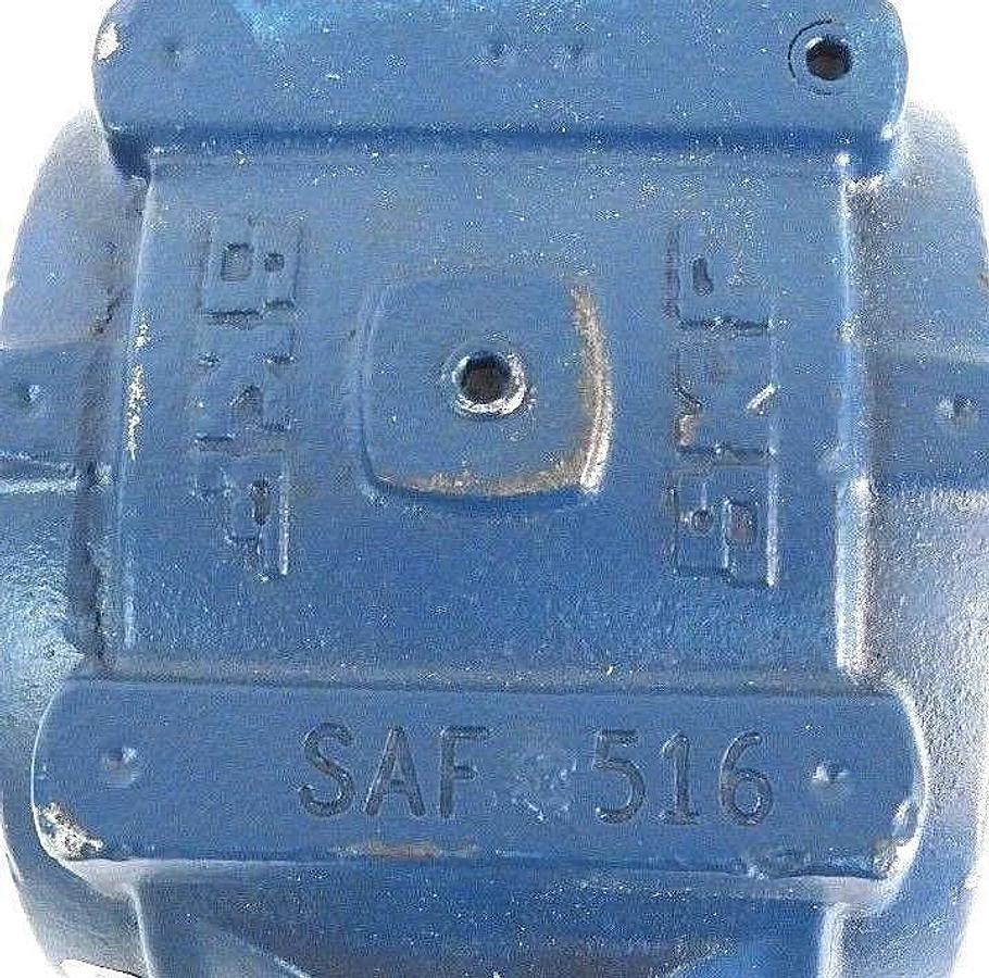 NEW SKF SAF516 PILLOW BLOCK HOUSING 2-11/16IN BORE, SAF-516