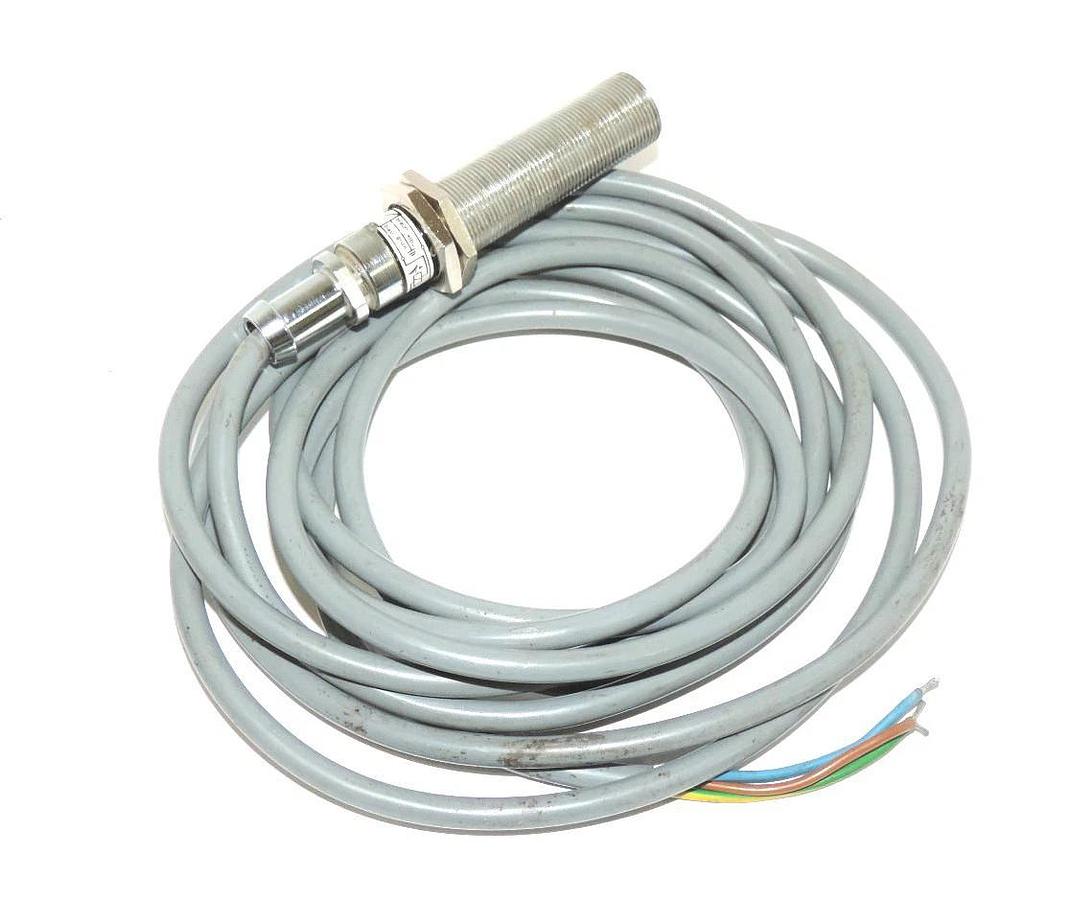Used BALLUFF BES-516-420-AD-X PROXIMITY SENSOR BES516420ADX
