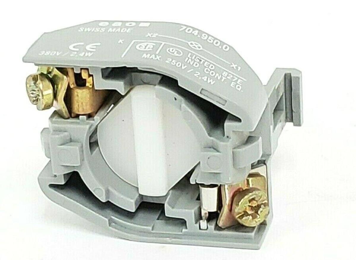Used EAO 704.950.0 LAMP SOCKET 380V/2.4W