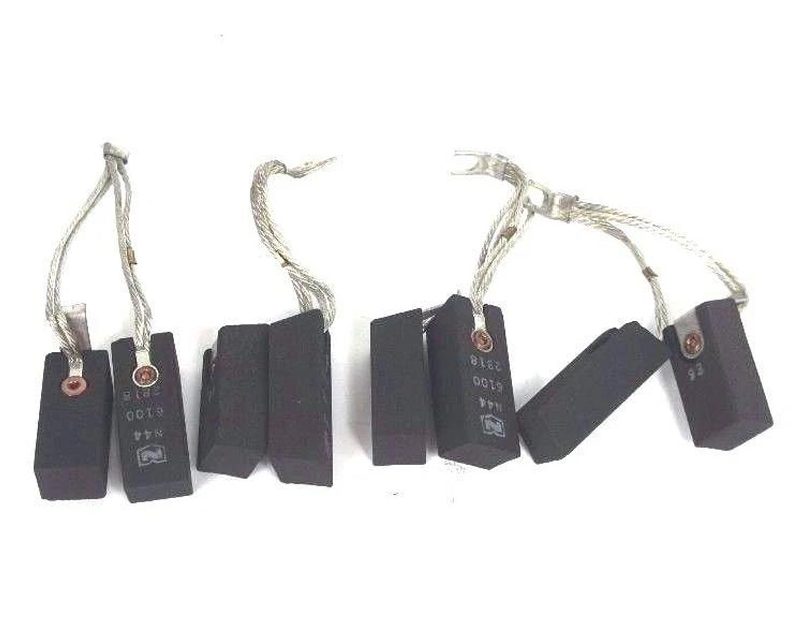LOT OF 4 NEW NATIONAL N44 CARBON BRUSHES 6100 2818