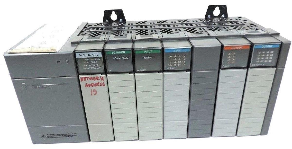 Used ALLEN BRADLEY 1746-A7 7-SLOT RACK SER. B WITH 1746-P2 POWER SUPPLY SER. C