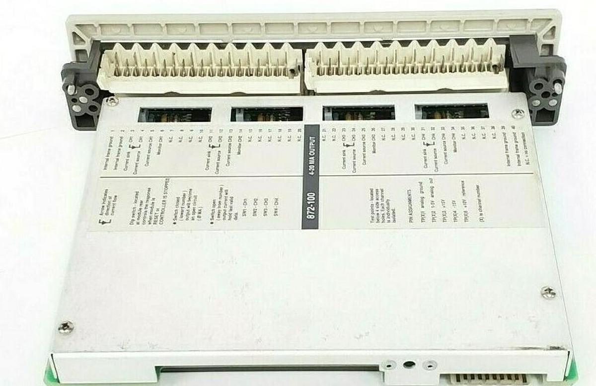Used SCHNEIDER / MODICON AS-B872-100 ANALOG OUTPUT MODULE 4-20mA 4CH ASB872100