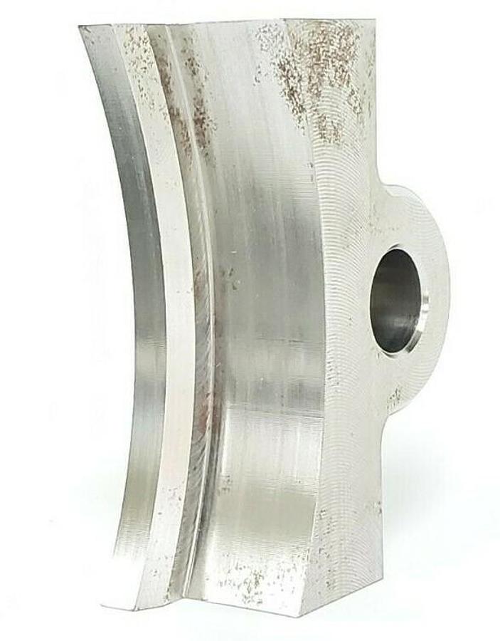 Used NEW REIS ROBOTICS USA IDENT. NO: 5169330 GRIPPER JAW 16MNCR5 / 1.7131