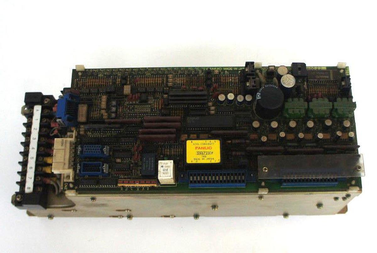 Used FANUC A06B-6050-H304 SERVO DRIVE UNIT W/ A20B-1000-0560/10E SERVO ANALOG BOARD