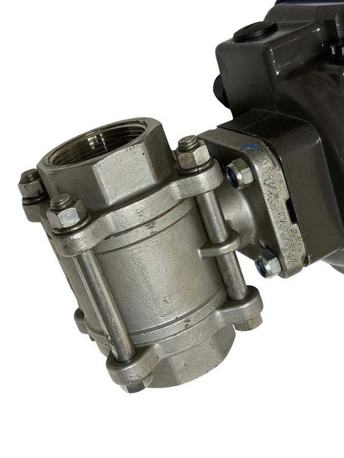 Burkert 00200864 2-W-MOTORKGH 11/2" Stainless Ball Valve PSR25 24VDC