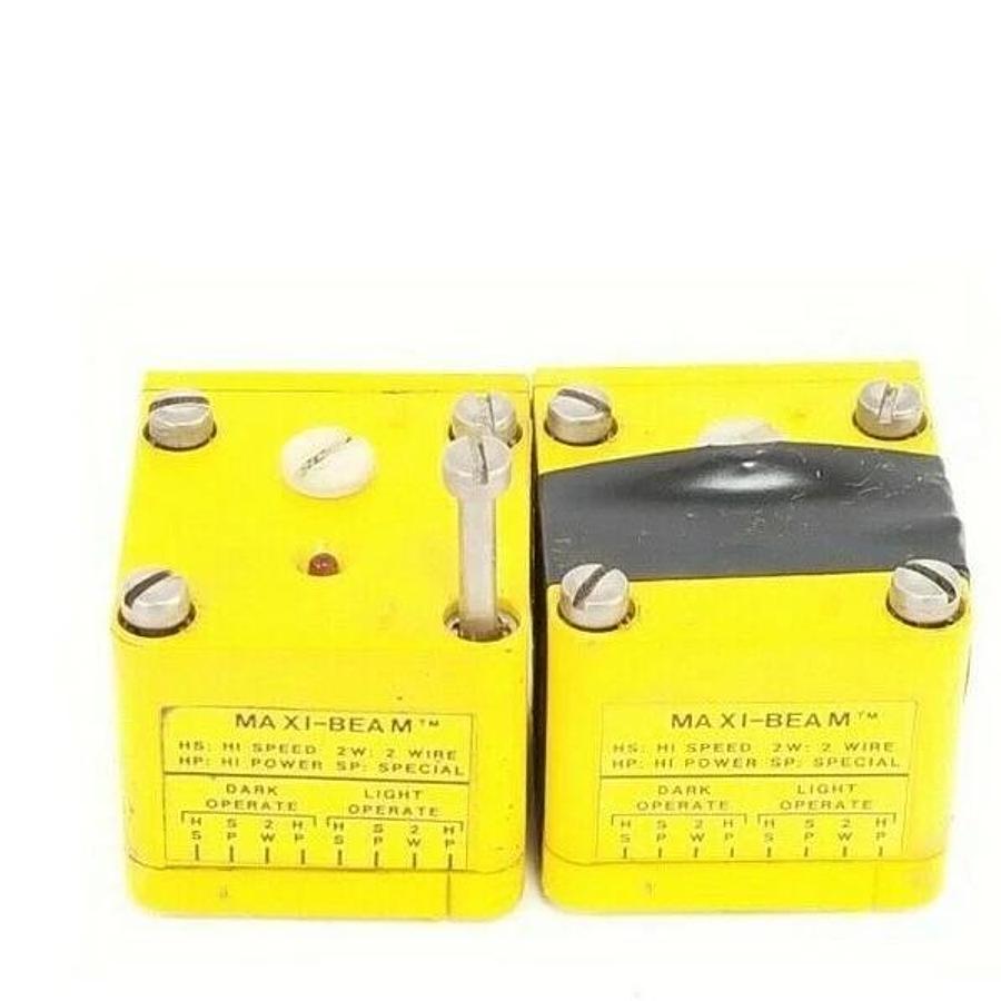 Used LOT OF 2 BANNER RSBR MAXI-BEAM RECEIVERS 25604, RANGE: 90M