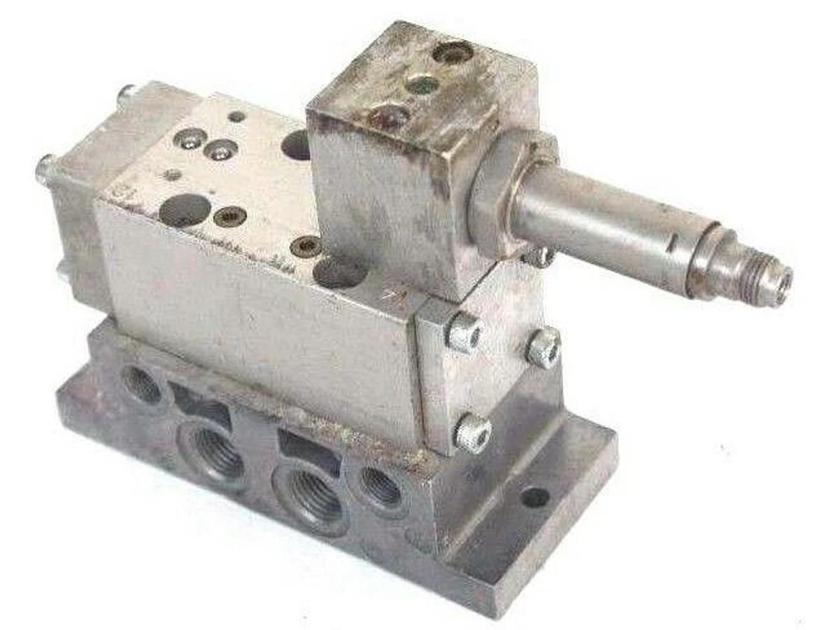 Used SEMPRESS IVG 113-GRLV24V PNEUMATIC PILOT VALVE 24V, 2146631 IVG113GRLV