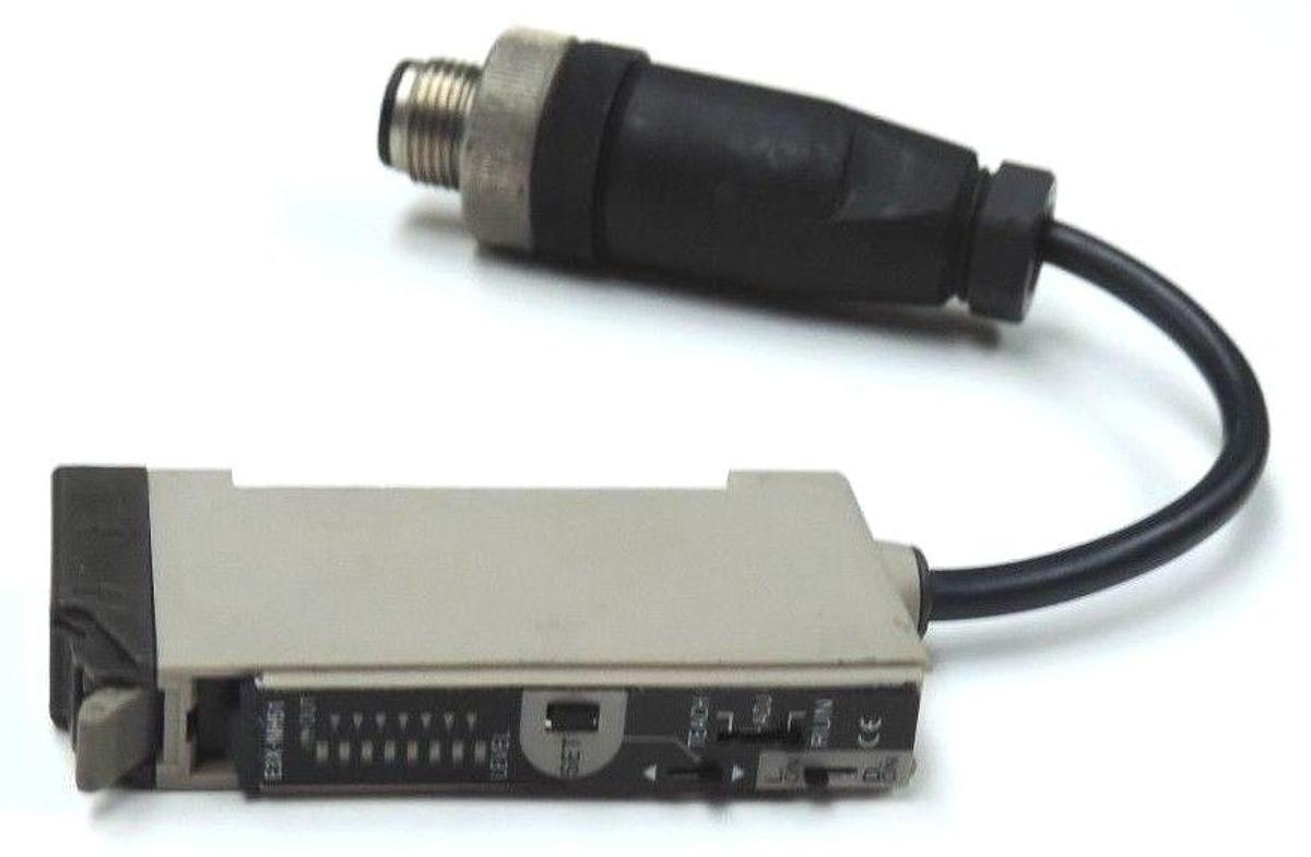 Used OMRON E3X-NH51 PHOTOELECTRIC SENSOR E3XNH51