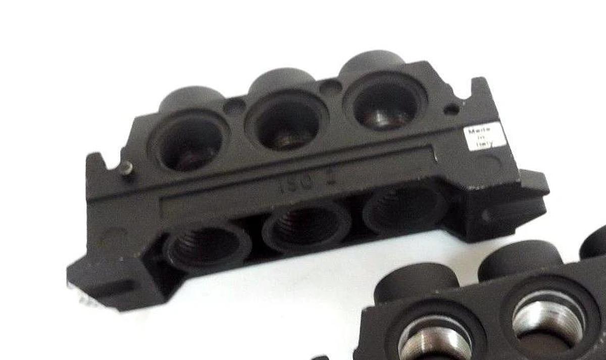 LOT OF 2 NEW NORGREN ISO 2 END PLATE MANIFOLD BLOCKS