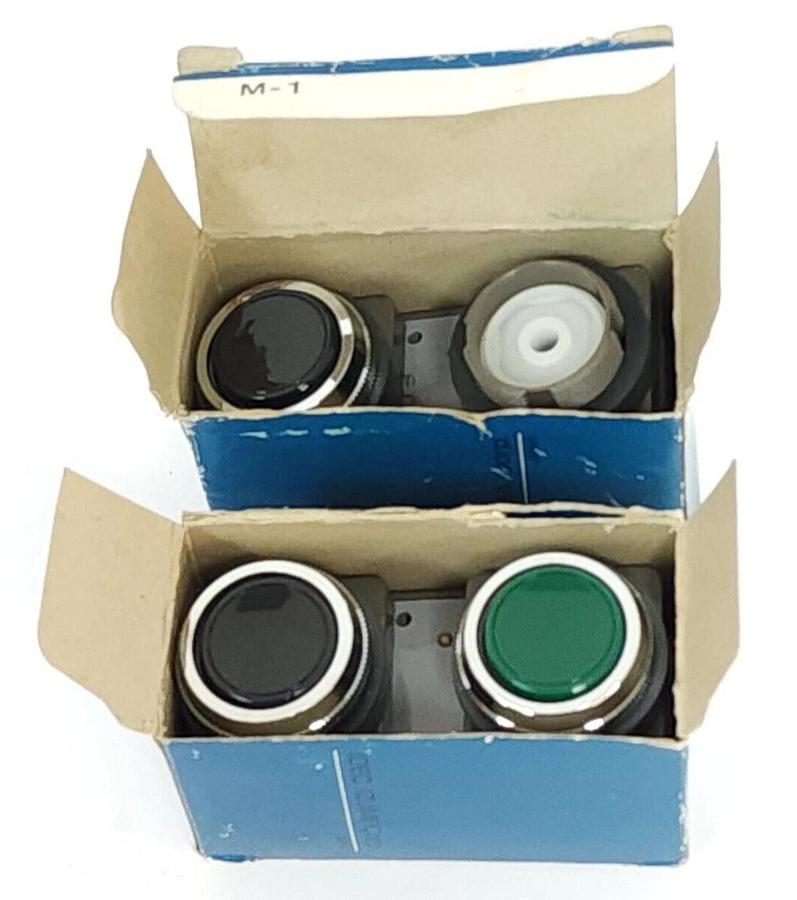 Used LOT OF 2 IDEC IZUMI ABBN1111 / ABBN1120 PUSHBUTTON STATIONS SERIES N