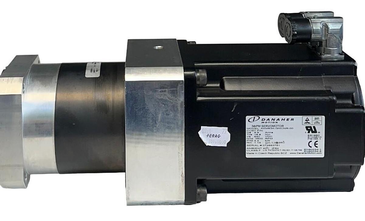 Used NEW DANAHER AKM63K-GNCNR-00 SERVO MOTOR 4.4kW 16.8Nm W/ PLE 120/115 GEARBOX NSNP