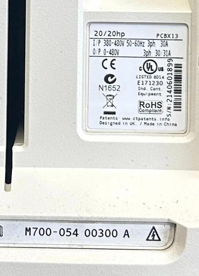 Used CONTROL TECHNIQUES M700-054 00300 A / M700 UNIDRIVE 20/20HP 380-480V 3PH USNP