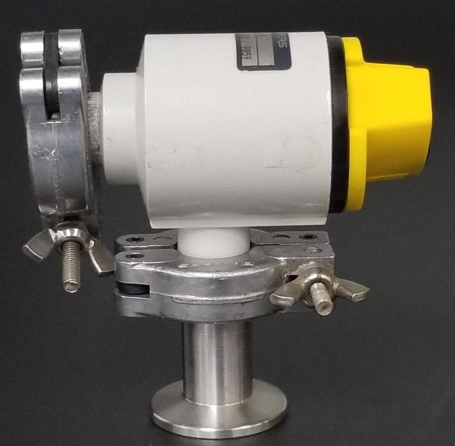 Used BALZERS EVA-016-H ANGLE VALVE, BP V15 000 / 9859, EVA016H