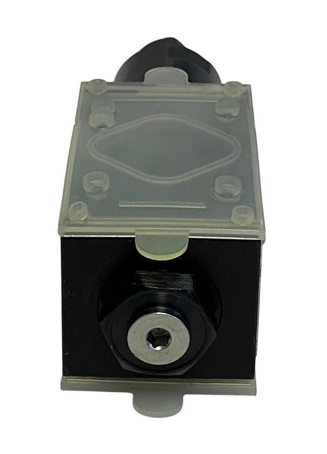 Used EATON VICKERS DGMX2-3-PP-BW-S-40 / DGMX23PPBWS40 HYDRAULIC REDUCING VALVE NSNP