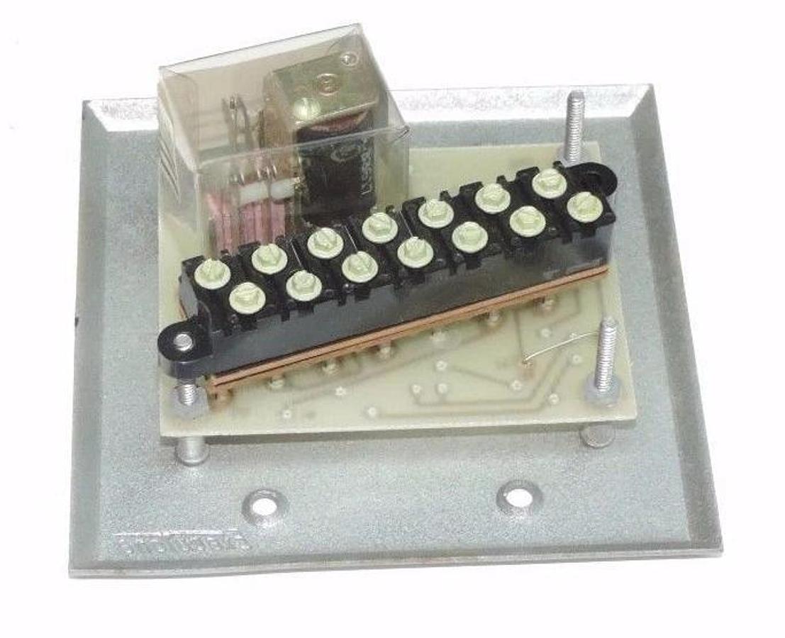 Used NIB EXECUTONE J-689-SW42 COMMUNICATION CARD MODULE J689SW42