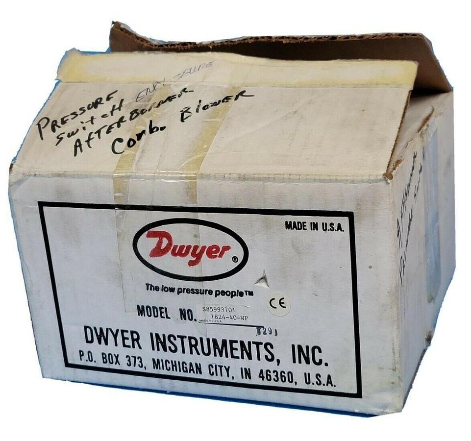 Used NIB DWYER 1824-40-WP PRESSURE SWITCH ENCLOSURE 182440WP