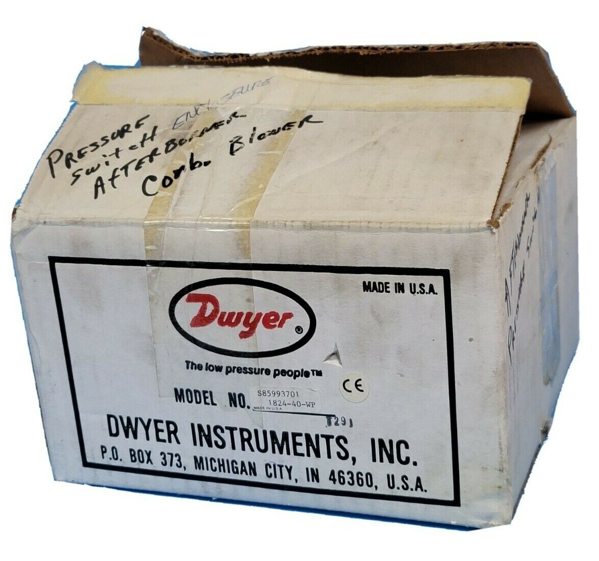 Used NIB DWYER 1824-40-WP PRESSURE SWITCH ENCLOSURE 182440WP