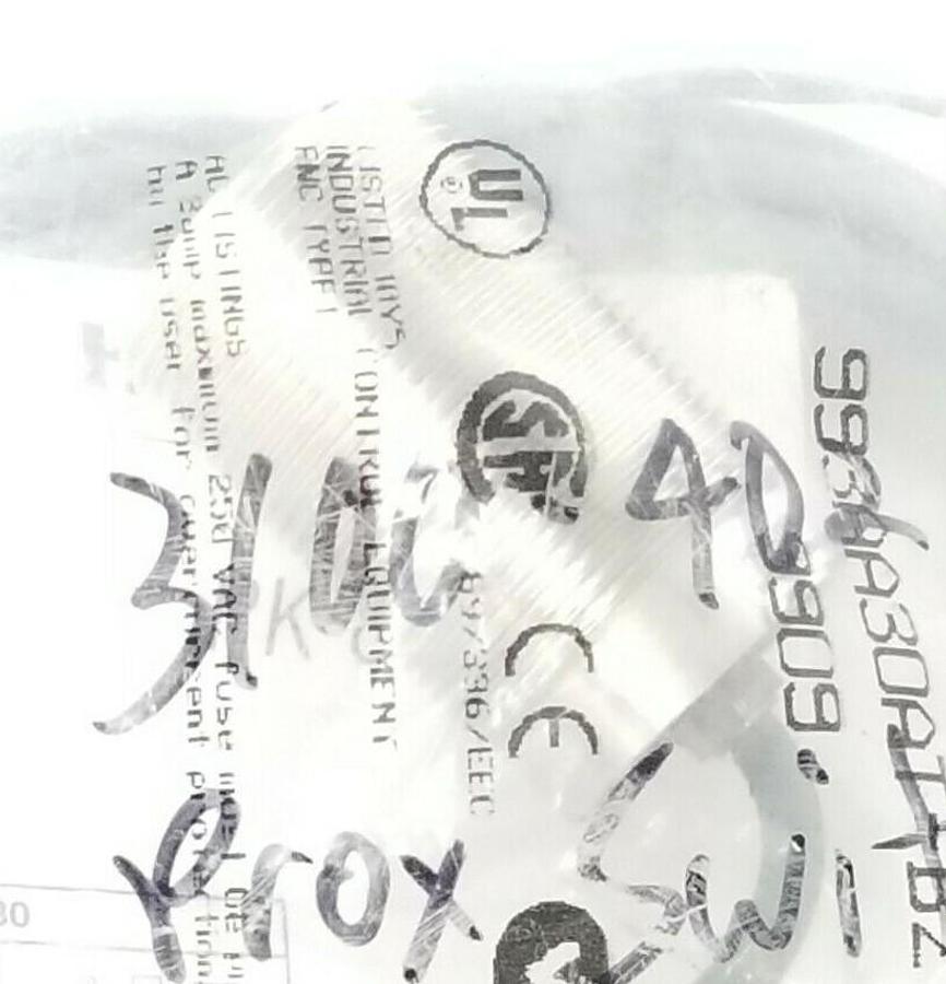 NEW HONEYELL MICRO SWITCH 993AA30AT-B2 PROXIMITY SWITCH INDUCTIVE 10MM RANGE