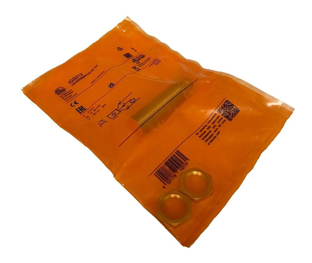 Used 4 IFM ELECTRONIC IGS212 / IGK3008BBPKG/US-104 INDUCTIVE SENSORS 10-30VDC NSFS