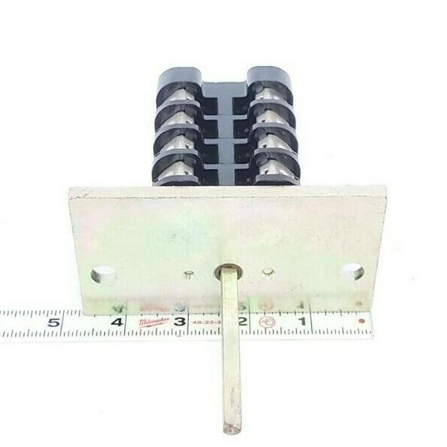 Used NEW GENERAL ELECTRIC 10AX001G4 TYPE: SBM SWITCH 8-POS.