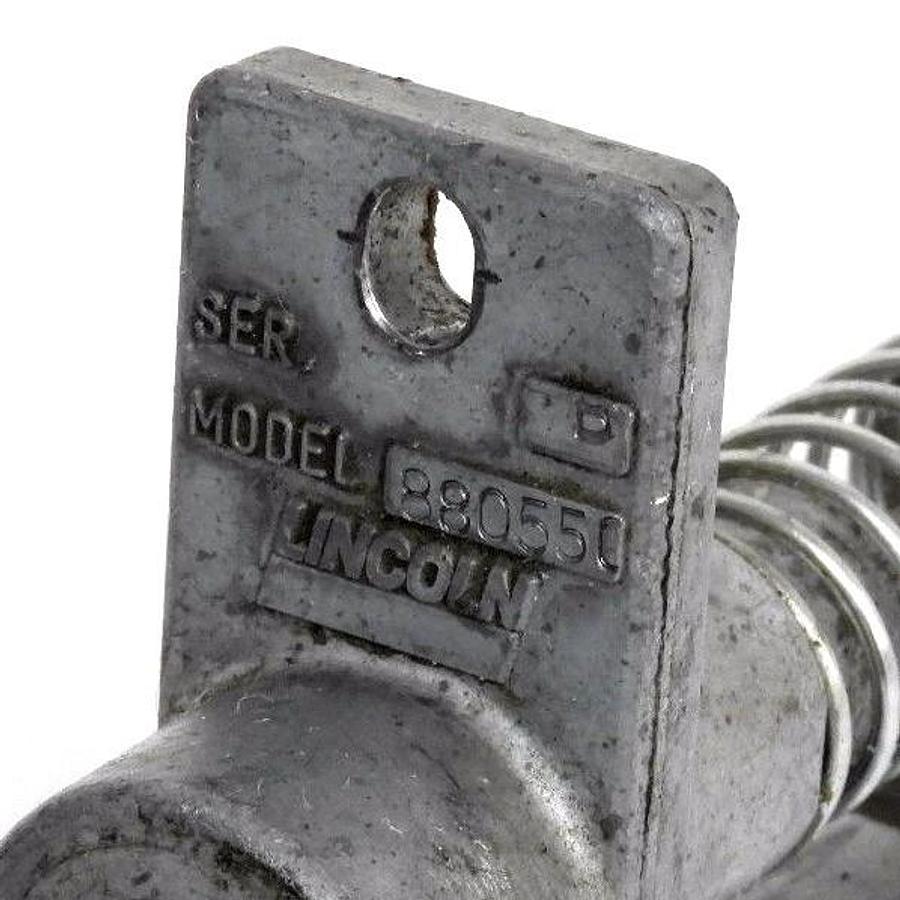Used LINCOLN 880550 SER. D LUBRICATOR PUMP