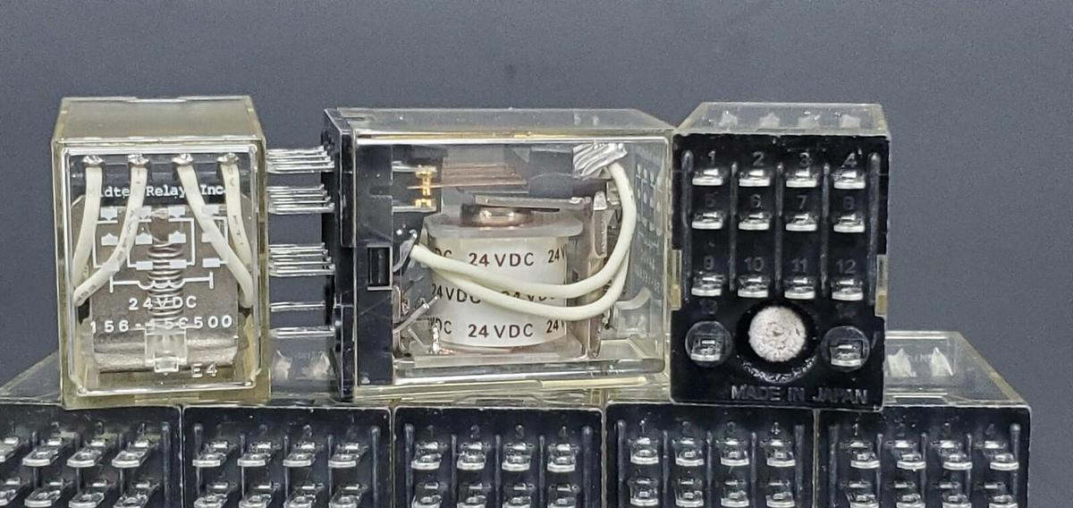 Used LOT OF 8 MIDTEX RELAY INC. 156-15C500 RELAYS 15615C500, 24VDC
