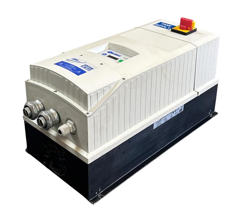 Used LENZE AC TECH ESV183N04TMD / 13437840 SMVector DRIVE 18.5kW/25HP 400/480V USNP