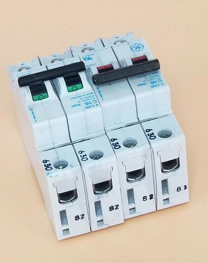 Used LOT OF 2 GENERAL ELECTRIC V07216 CIRCUIT BREAKERS 277/480VAC V-LINE 16A C16