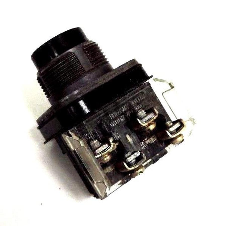 Used ALLEN BRADLEY 800T-B2 PUSHBUTTON 800TB2 SER. B