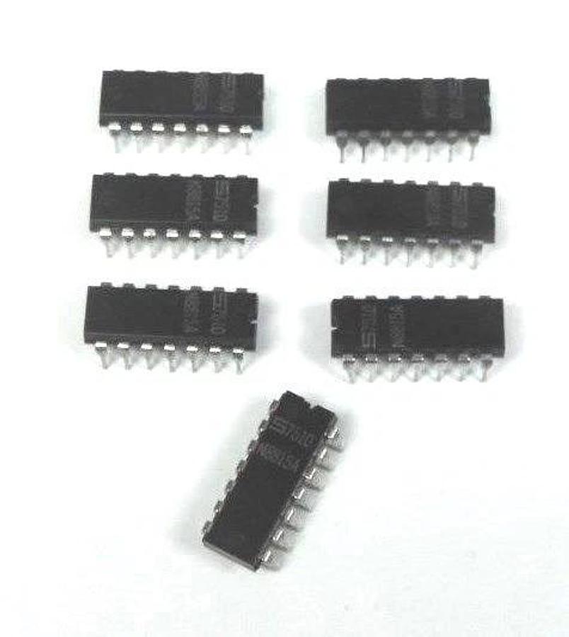 LOT OF 7 NEW GENERIC IC N8815A 14 DIP CHIPS