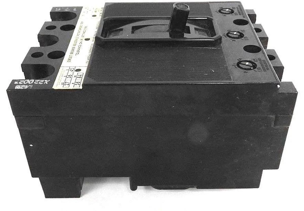 Used ITE SIEMENS EF3-A010 CIRCUIT BREAKER 10 AMPS, 600 VAC, 3 POLE, EF FRAME