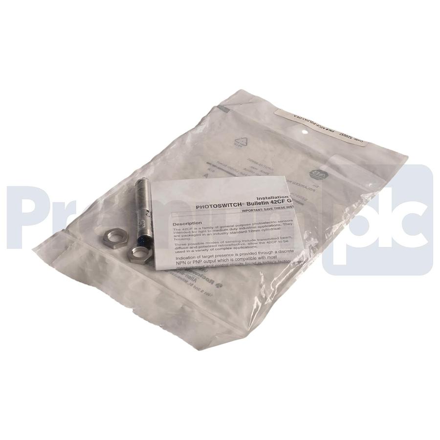 Allen Bradley 42CF-P2LPA1-D4 /A PHOTOSWITCH 12mm Clyindrica Sensor 2m Range NEW