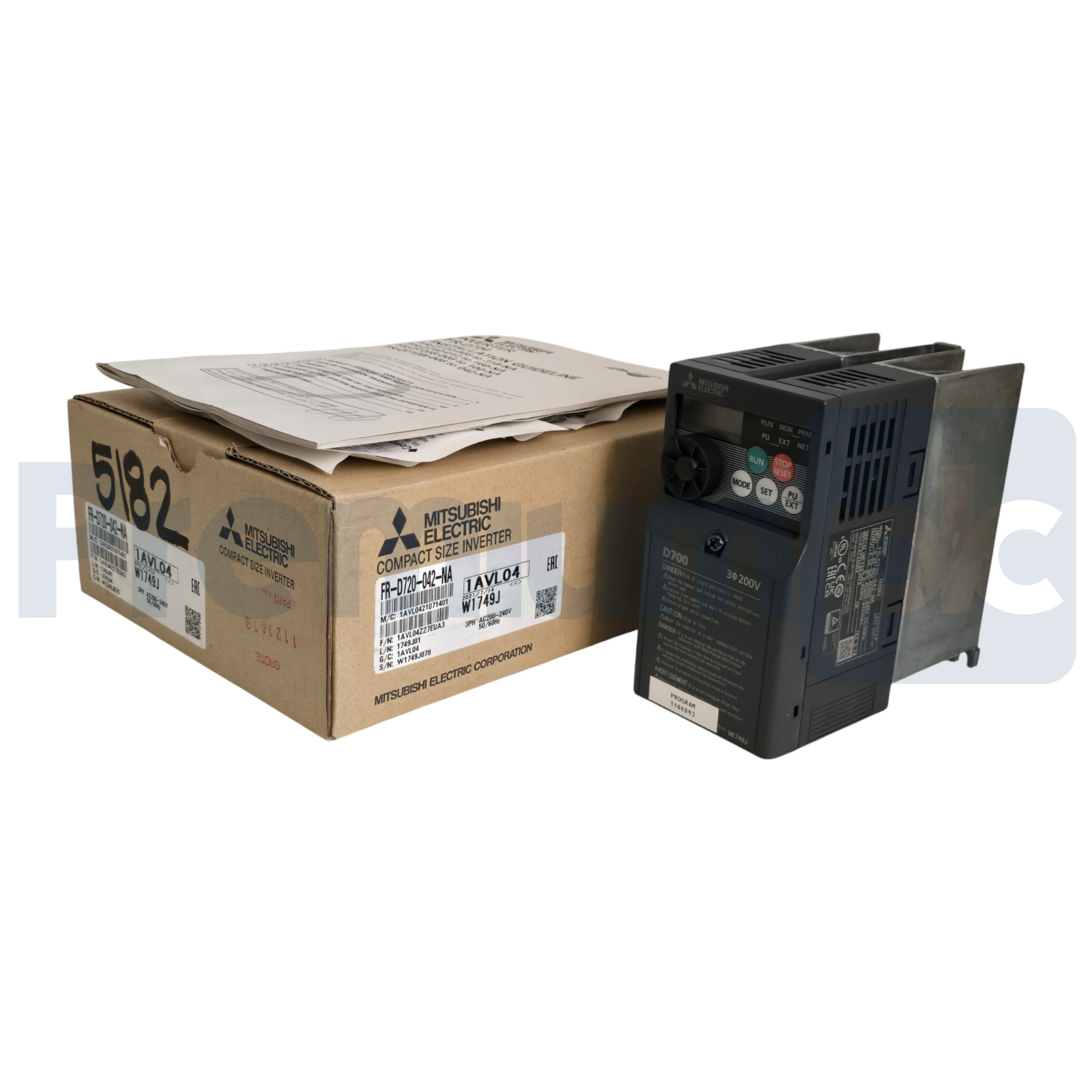 Used Mitsubishi FR-D720-042-NA FREQROL-D700 VFD/VSD Inverter 3-Ph 200-240V 1HP NSMP