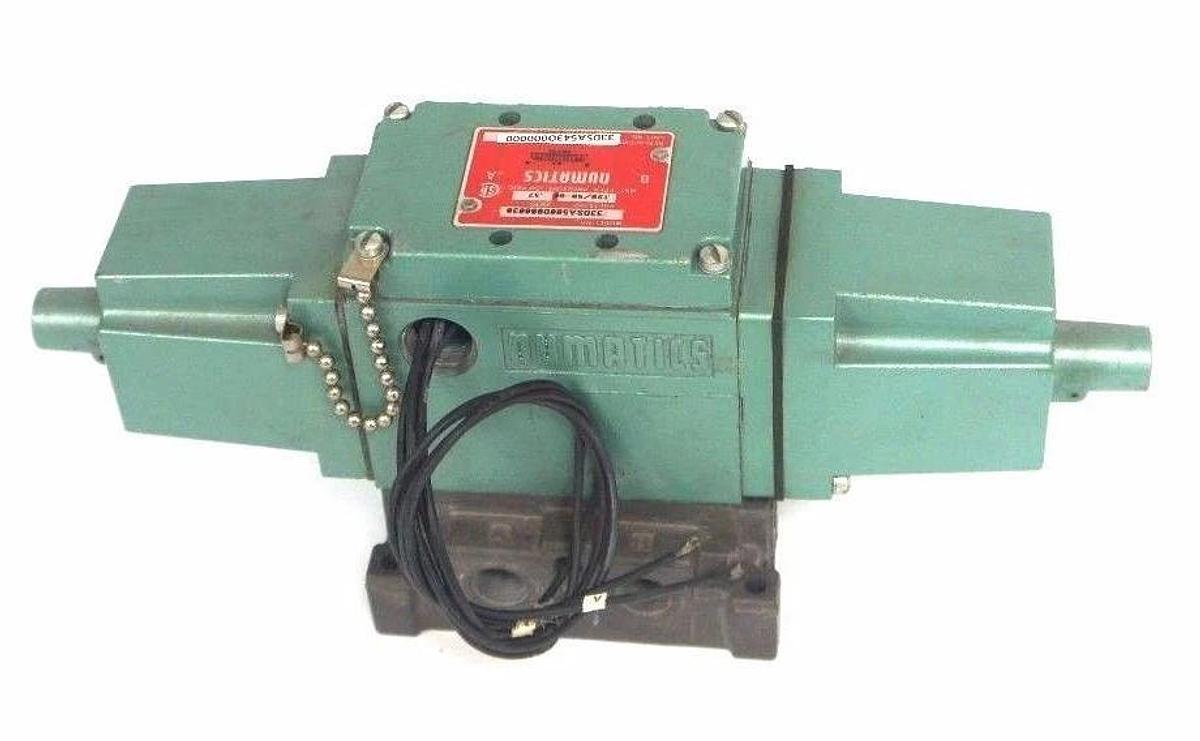 Used NUMATICS 33DSA500O000030 PNEUMATIC VALVE 120V, 50/60HZ, 0.37 AMP