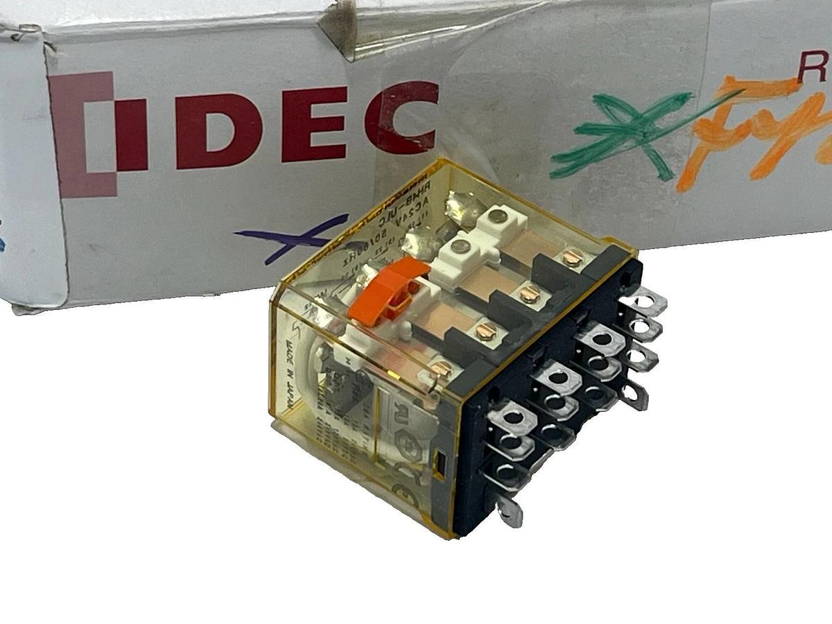 Lot of 10 IDEC RH4B-ULC AC24V Power Relays 24VAC 4PDT 10A w/ LED & Check Button