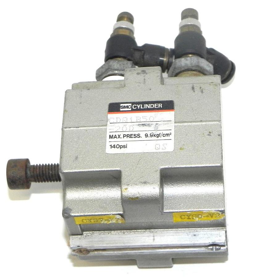 Used SMC CDQ1B50-20D CYLINDER CDQ1B5020D 140PSI
