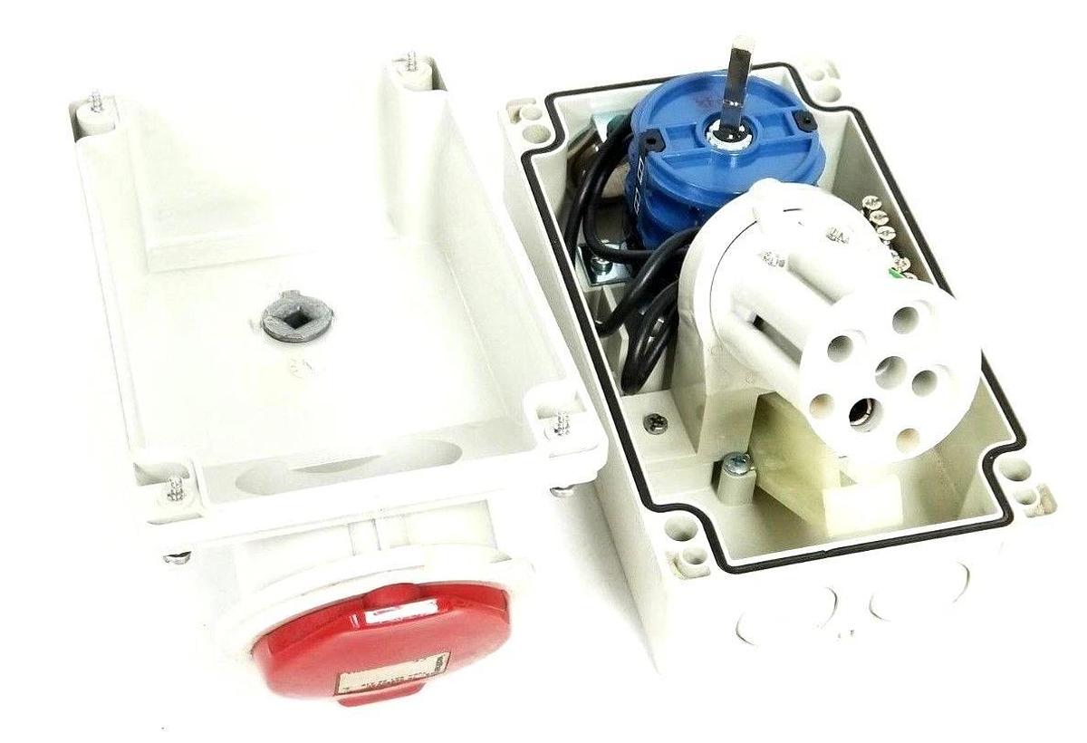 NEW WALTHER CEEtyp INTERLOCK HOUSING W/ 531-24-319 PIN & SLEEVE FEMALE BS4343