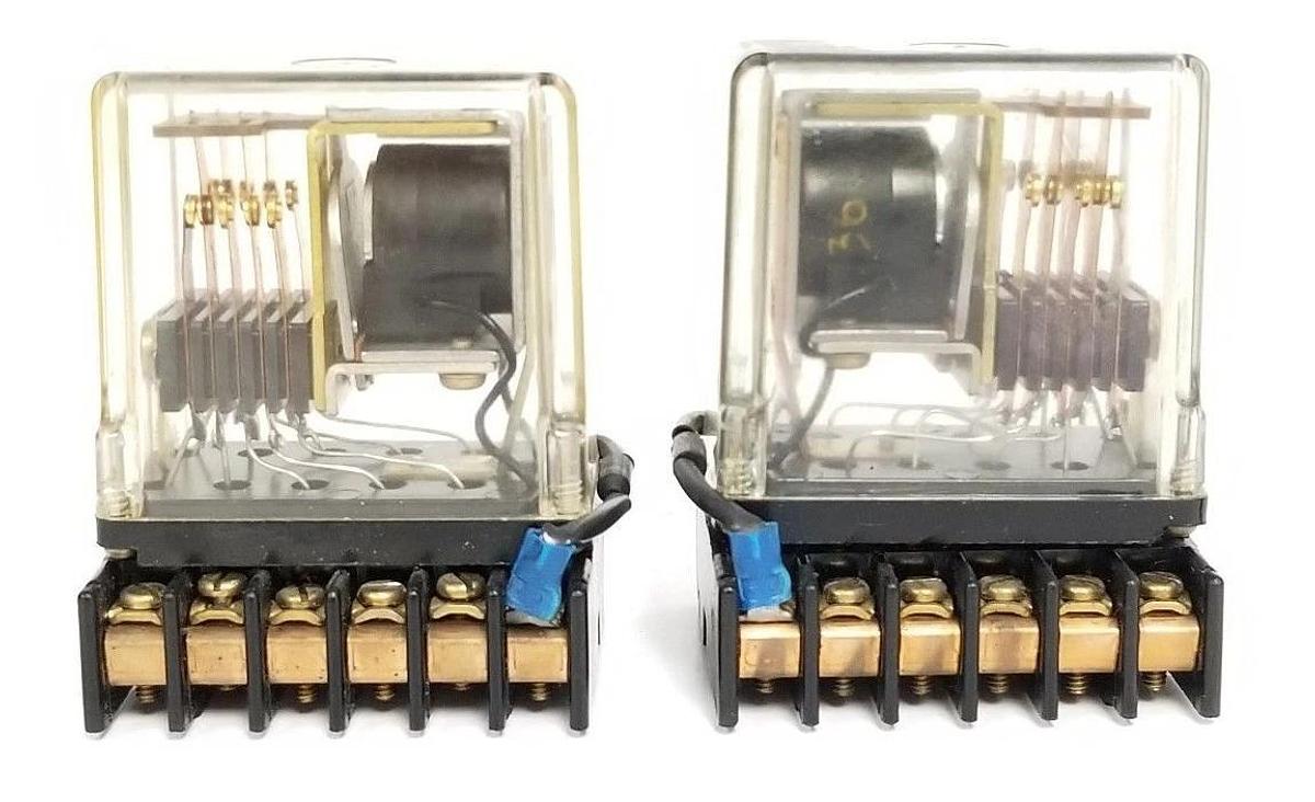 Used LOT OF 2 STRUTHERS DUNN 219BBX-P 24-28VDC RELAYS W/ SOCKETS