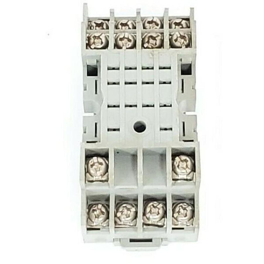 Used DAYTON 2A584E SOCKET RELAYS 7A, 300VAC