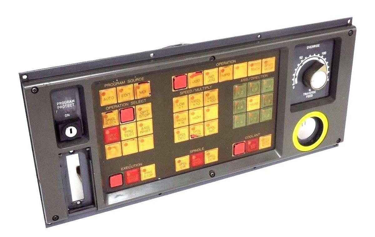 Used FANUC A02B-0092-C141 OPERATOR'S PANEL W/ A16B-1310-0380/04B BOARD, A02B0092C141