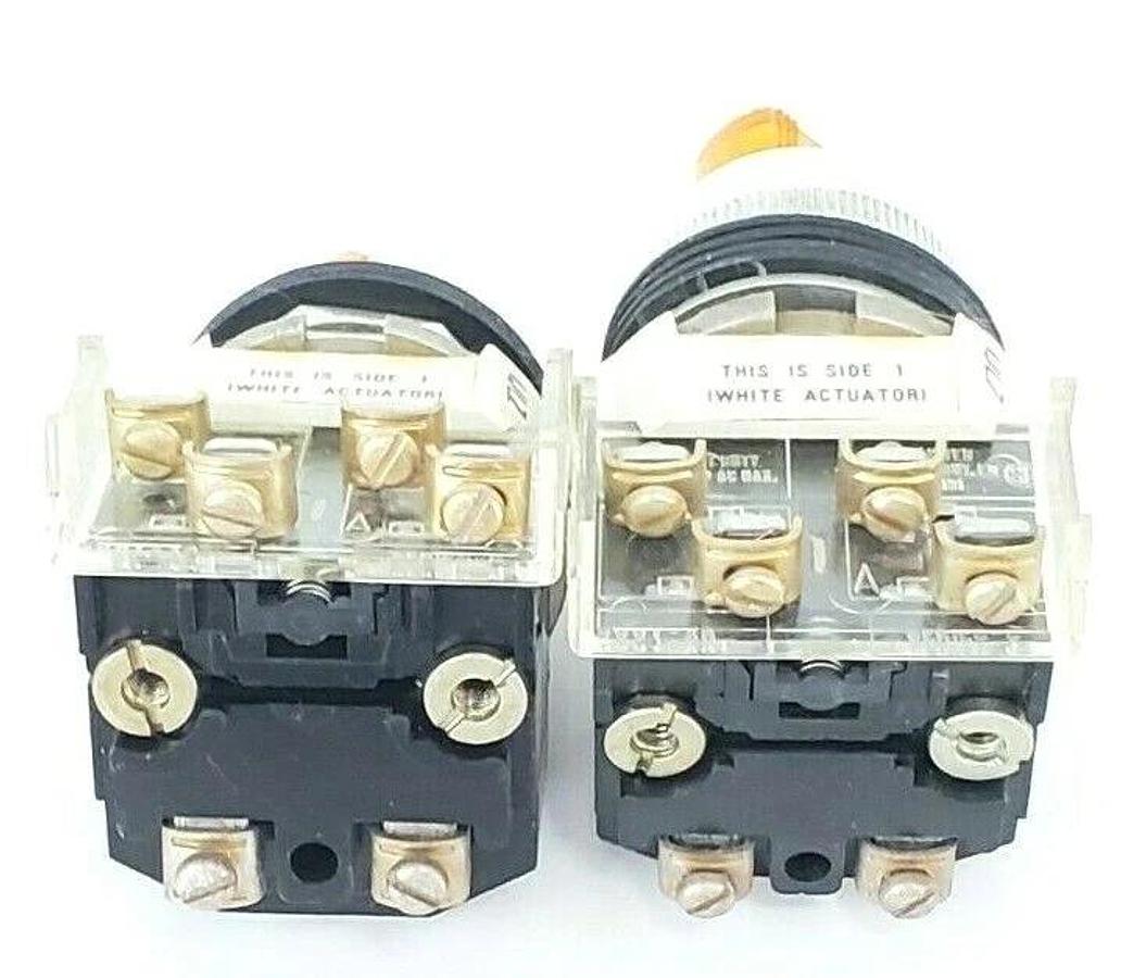Used (2) ALLEN BRADLEY 800T-16HX2KB6 SELECTOR SWITCH AMBER SER. N W/ 800T-XA SER. C