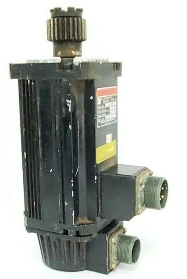 Used TOSHIBA 12M2-0500R AC SERVOMOTOR 12M20500R, 3000 RPM, 16.2 KG.CM