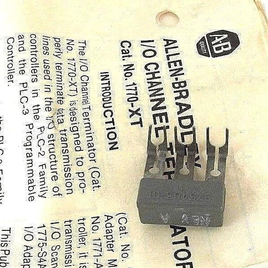 NIB ALLEN BRADLEY 1770-XT REMOTE INPUT/OUTPUT LINK TERMINATOR 1770XT